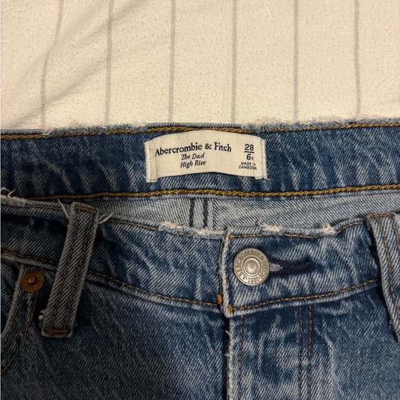 abercrombie ripped dad jeans - Picture 3 of 6